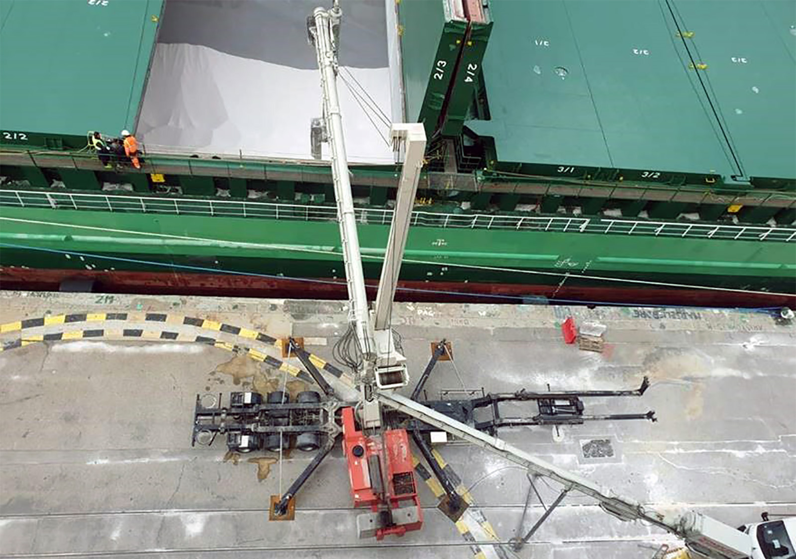 Siwertell road mobile unloader