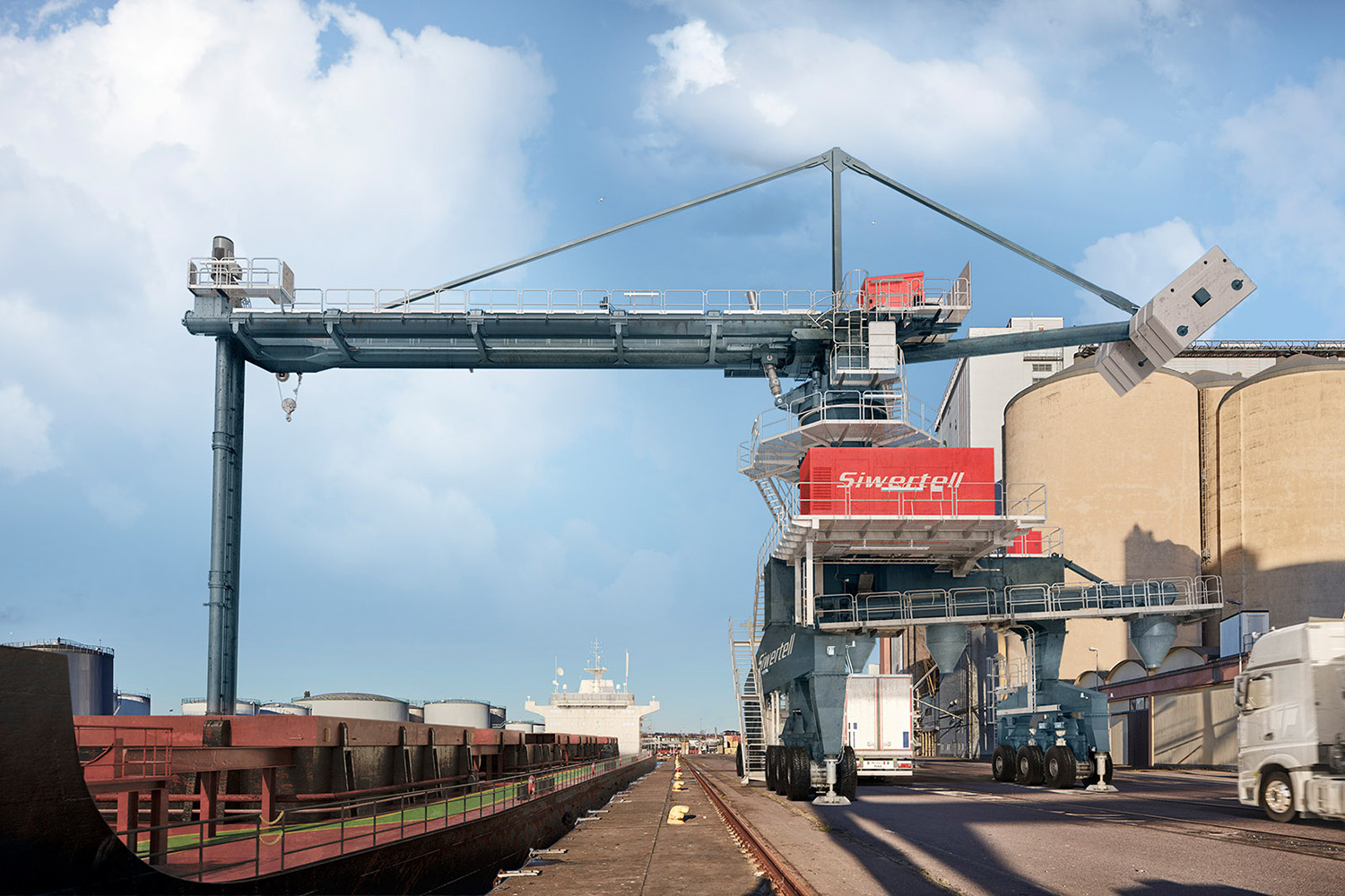 Siwertell Portmobile unloader