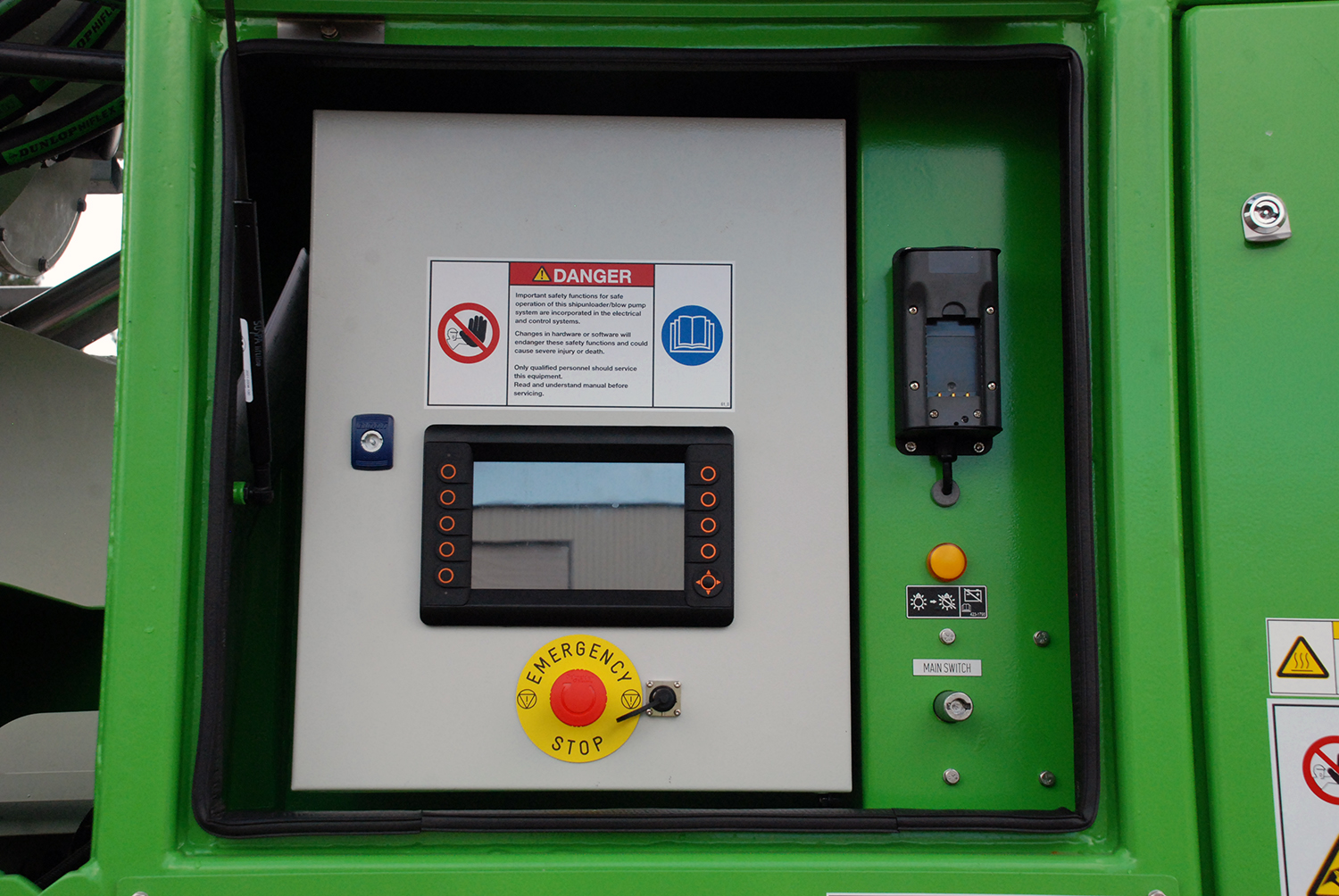PLC system on Siwertell road mobile unloader 
