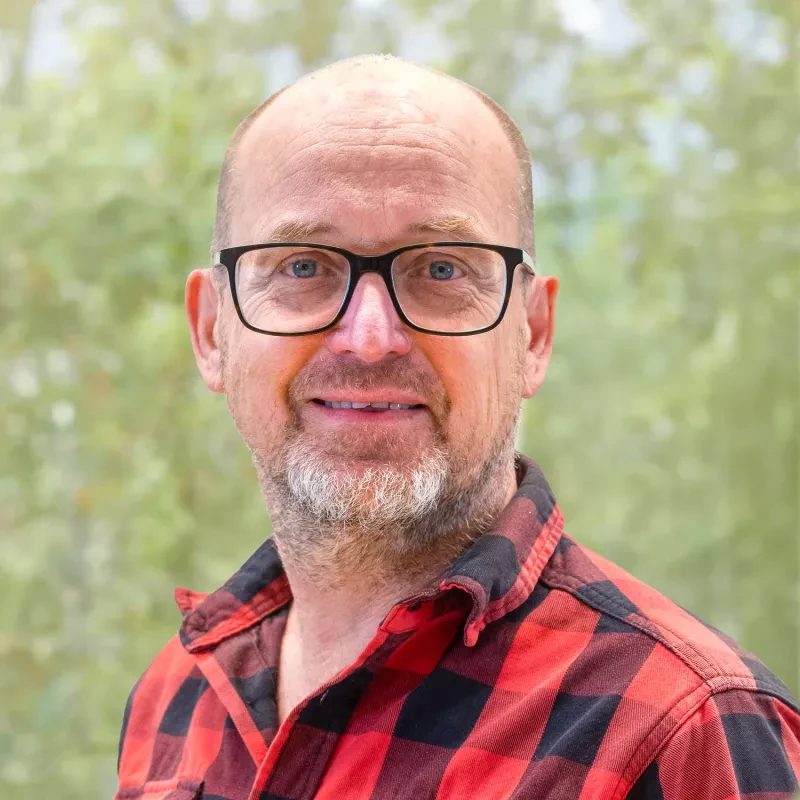 Man with glasses and beard