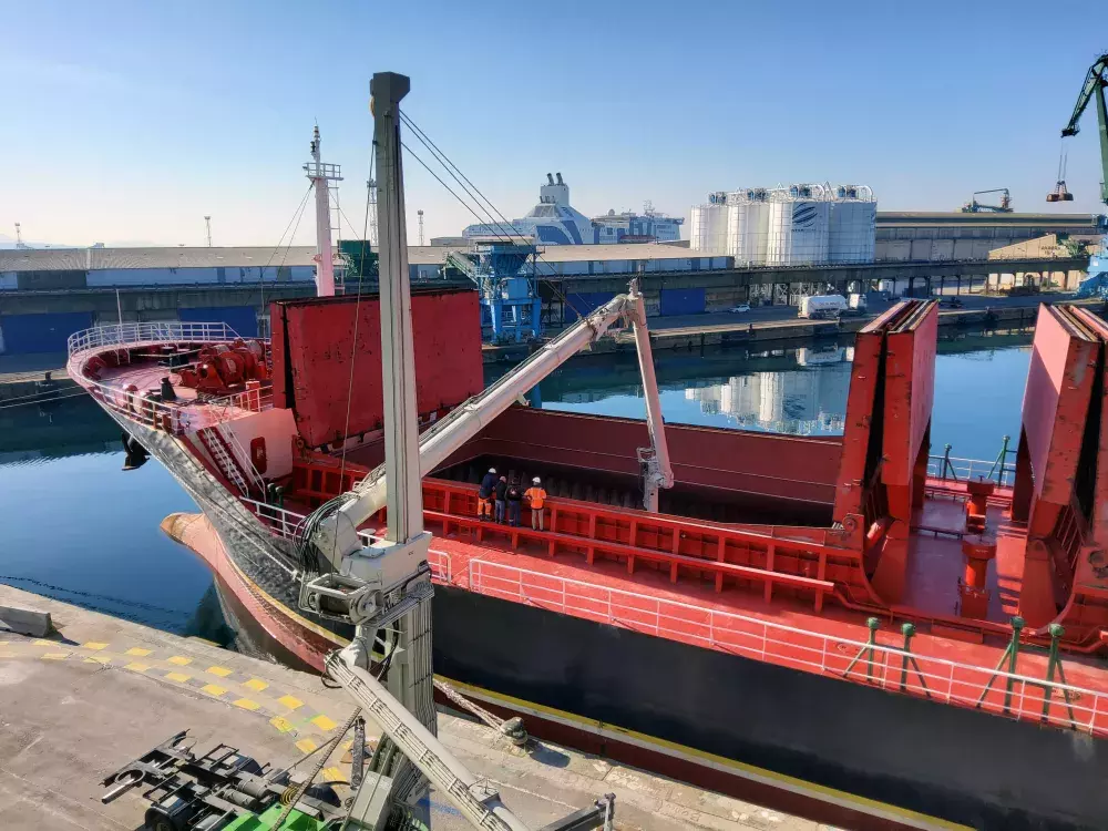 Siwertell road-mobile unloader