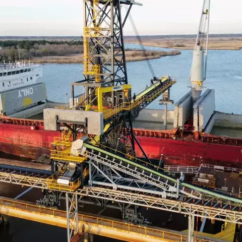 Bruks Siwertell terminal