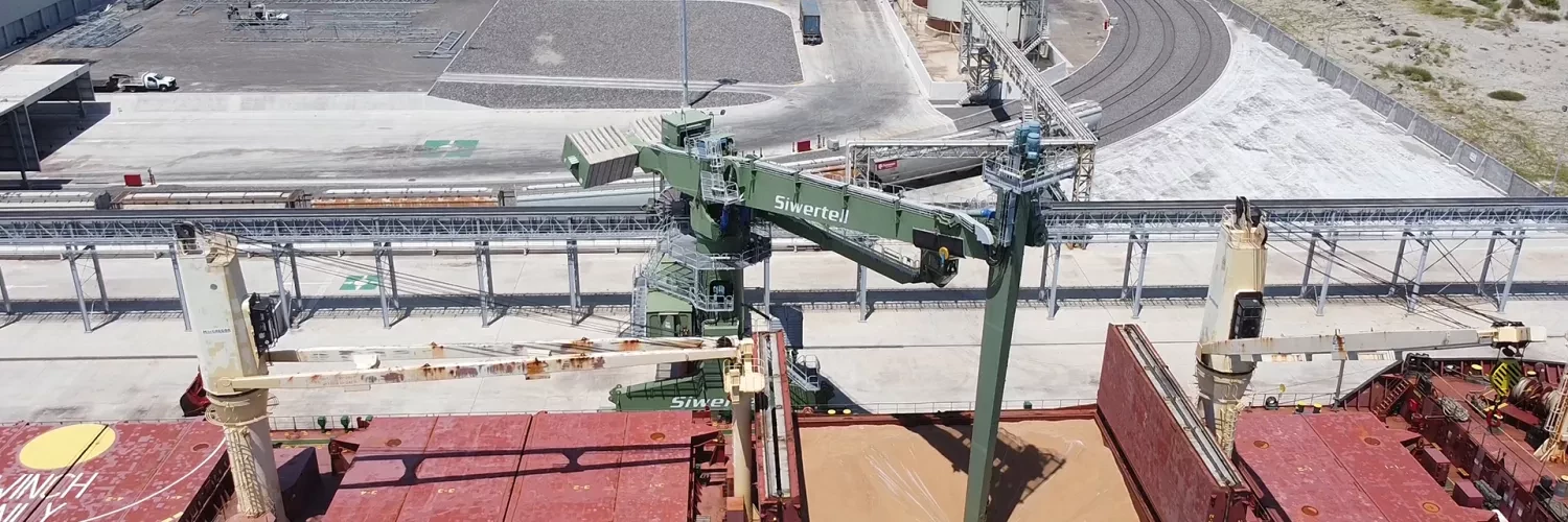 Bruks Siwertell material handling in ports