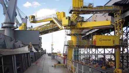 Siwertell ship unloader