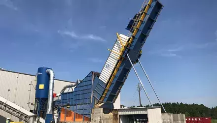 Bruks truck unloading system