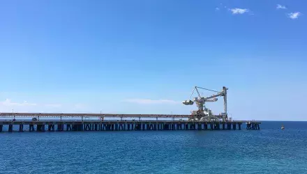 Siwertell ship unloader