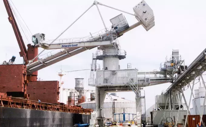 Siwertell Terminal for cement, USA