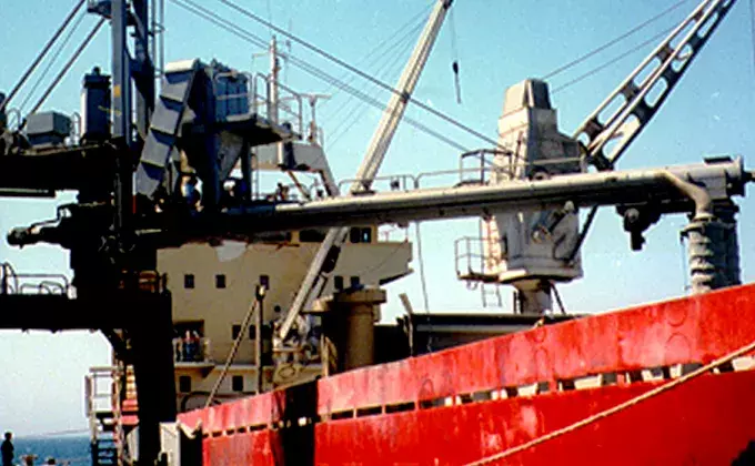Siwertell Ship loader in operation