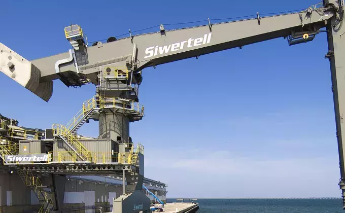 Grey Siwertell Ship unloader for cement, USA