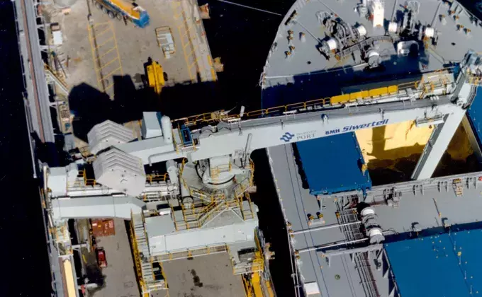 Grey Siwertell Ship unloader in operation