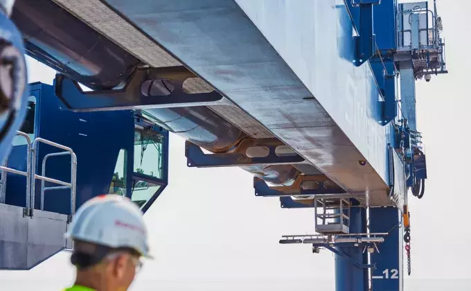 Siwertell ship unloader