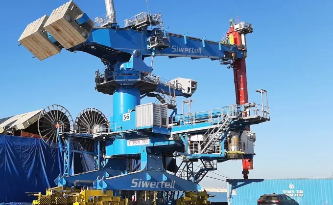 Siwertell ship unloader