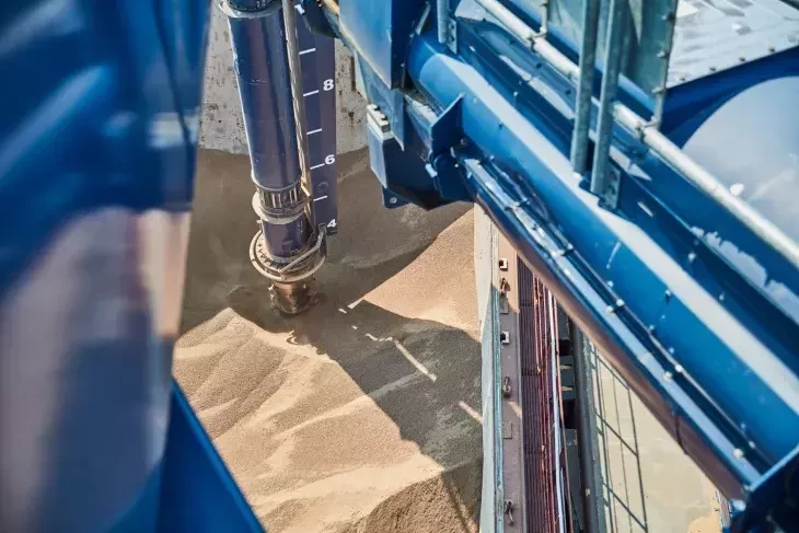 View from opertor's cabin on a Siwertell ship unloader